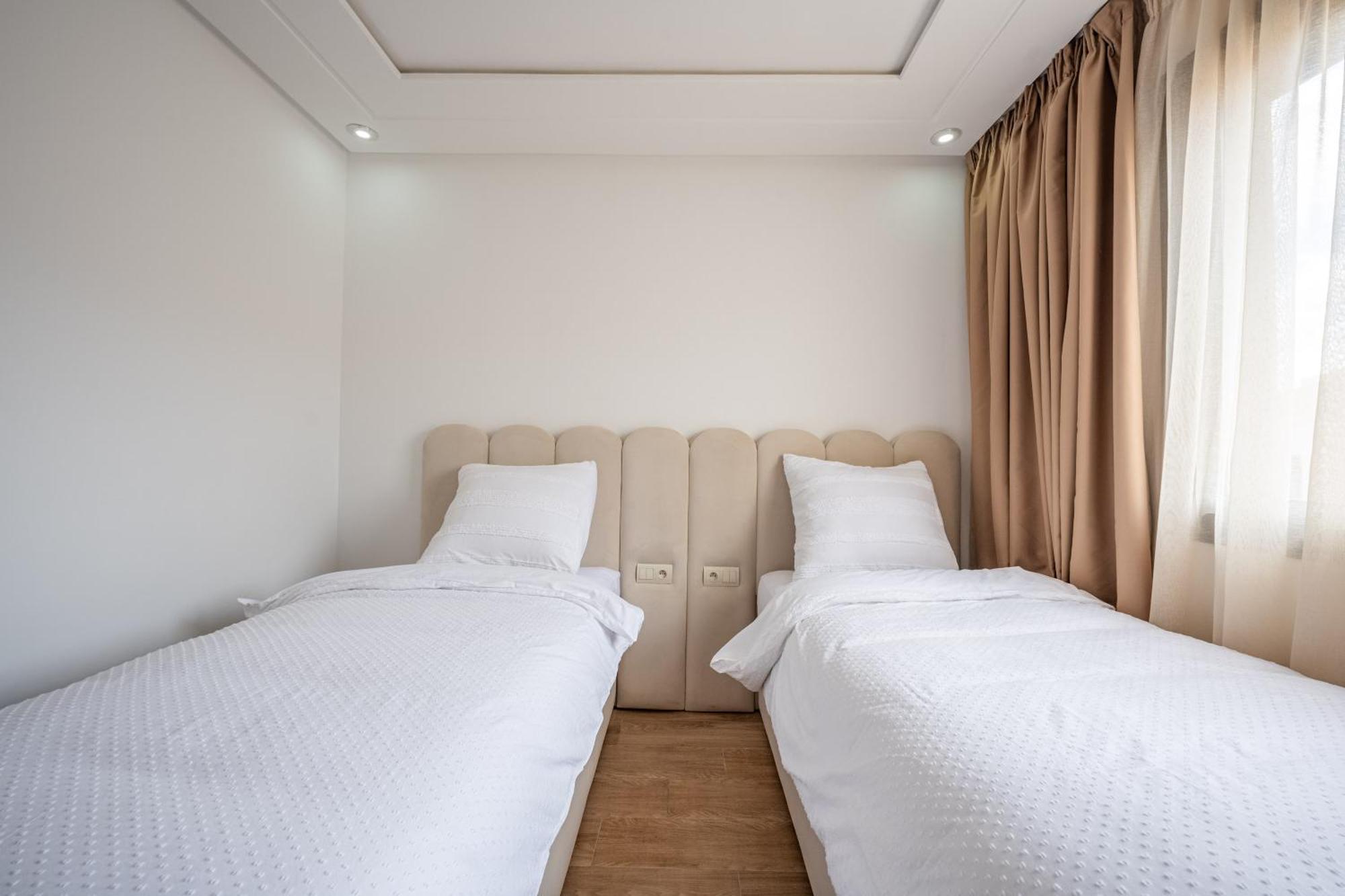 Appartement 3 Chambres Avec Piscine มาร์ราเกช ภายนอก รูปภาพ